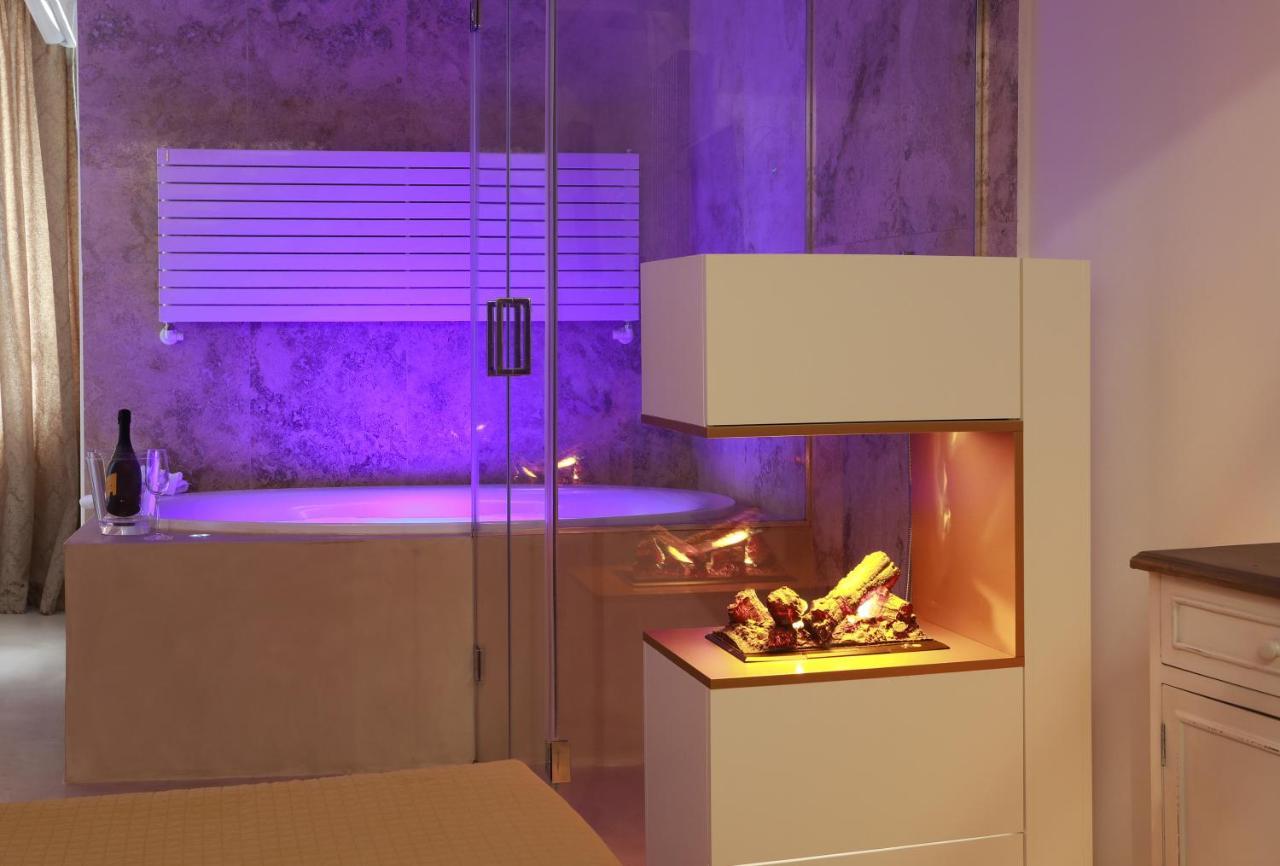 Palazzo Stapane Home Suite 9 - Luxury Living Monopoli Exteriér fotografie