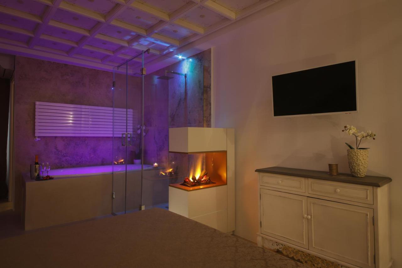 Palazzo Stapane Home Suite 9 - Luxury Living Monopoli Exteriér fotografie