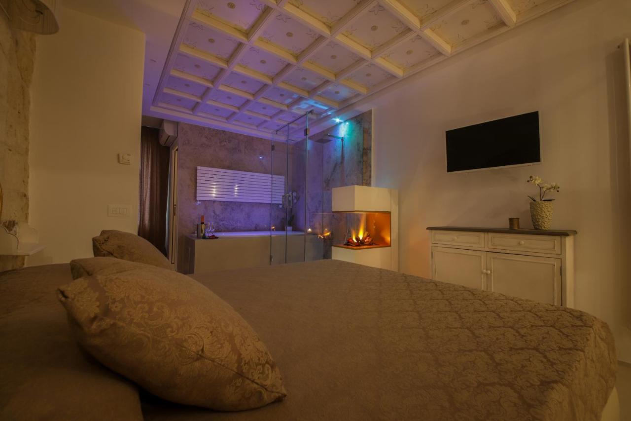 Palazzo Stapane Home Suite 9 - Luxury Living Monopoli Exteriér fotografie