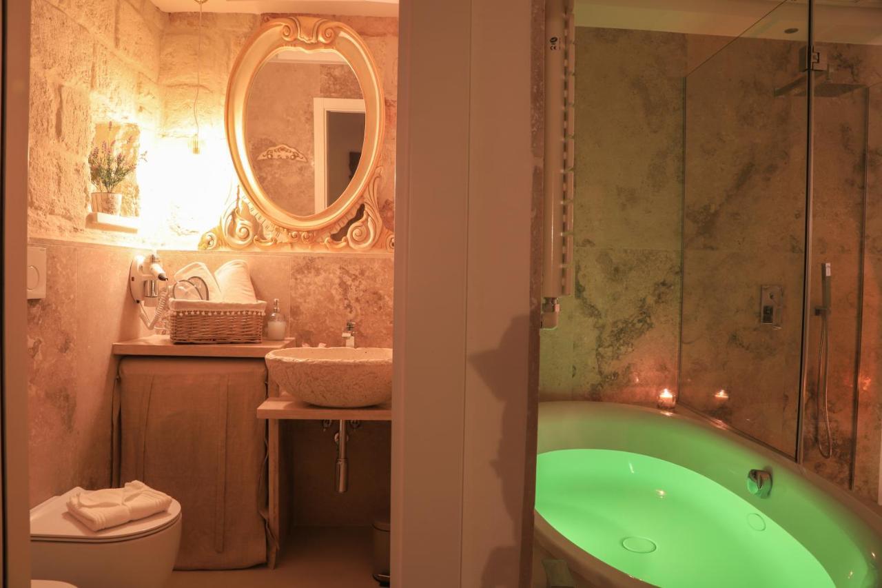 Palazzo Stapane Home Suite 9 - Luxury Living Monopoli Exteriér fotografie